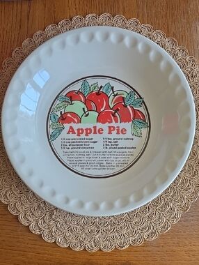Vintage Sunnycraft Sunstone Collection Ceramic Apple Pie Recipe Dish